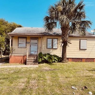 5528 Menard Ave, Galveston, TX 77551