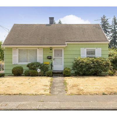 5540 Se Long St, Portland, OR 97206