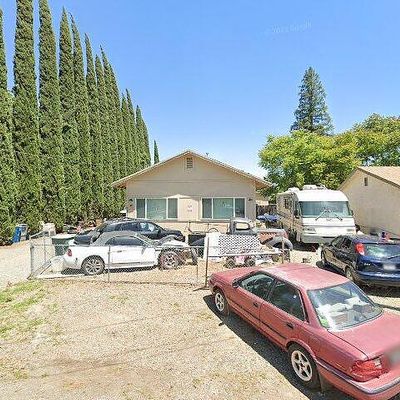 5643 N Gledhill Ave, Olivehurst, CA 95961