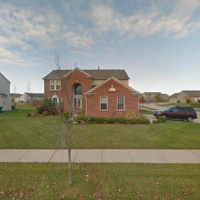 56501 Winding Creek Dr, Macomb, MI 48042