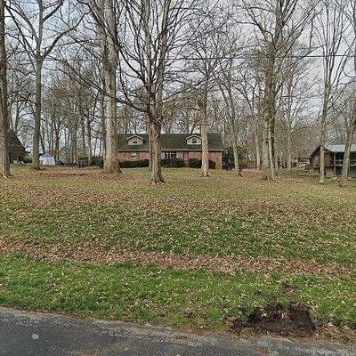 577 Indian Lake Rd, Hendersonville, TN 37075