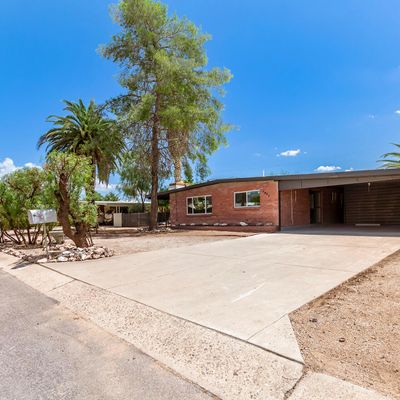 5832 E North St, Tucson, AZ 85712