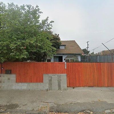 5889 Towne Ave, Los Angeles, CA 90003