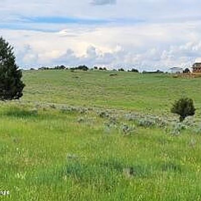 59 Nefsy Dr, Moorcroft, WY 82721