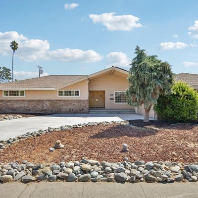 4824 Alexon Way, Carmichael, CA 95608