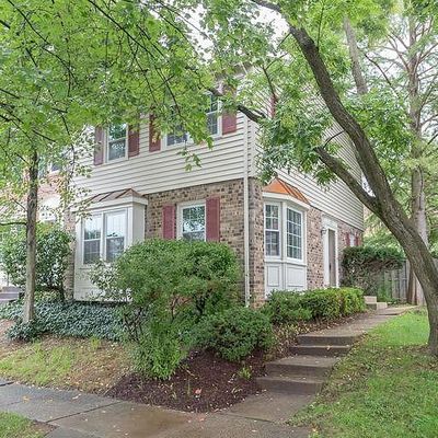 4837 Nash Dr, Fairfax, VA 22032