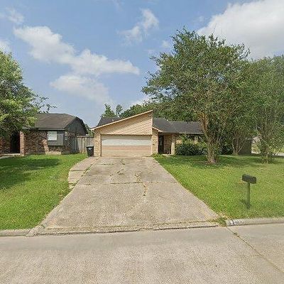 4870 Sulley Dr, Alvin, TX 77511