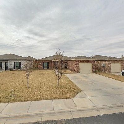 4906 Hawken St, Amarillo, TX 79118