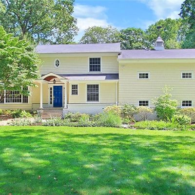 5 Daffodil Ln, Cos Cob, CT 06807