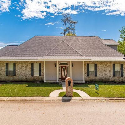 5 Pin Oak Ln, Hammond, LA 70401