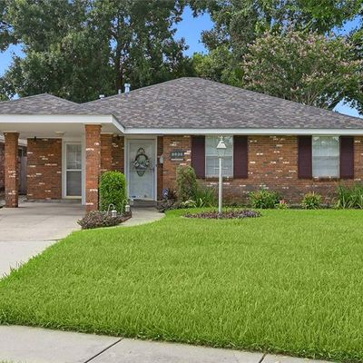 5020 Sanford St, Metairie, LA 70006