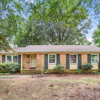 5020 Coronado Dr, Charlotte, NC 28212