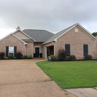 507 Oakleigh Pl, Brandon, MS 39047