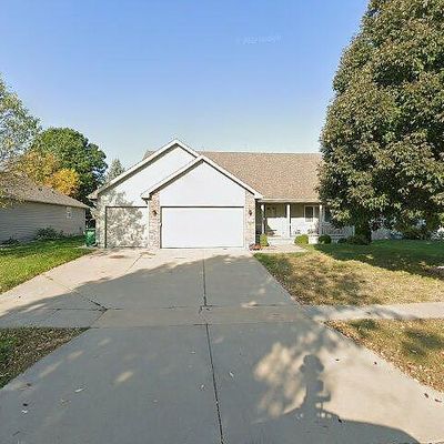 510 Se Michael Dr, Ankeny, IA 50021