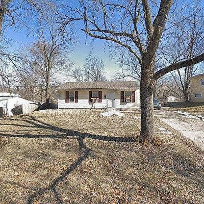 5117 Palmer Dr, Kansas City, MO 64129