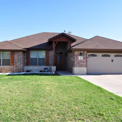 512 E Adams St, Levelland, TX 79336