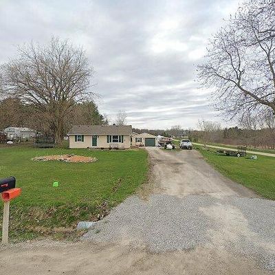 5139 N Henderson Rd, Davison, MI 48423