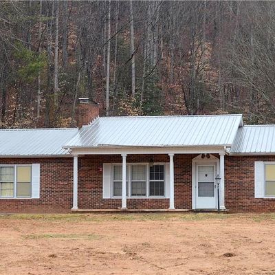 632 Larkins Little Mountain Rd, Boomer, NC 28606