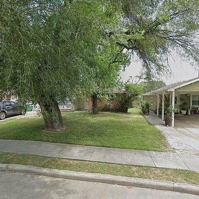 6326 Feldspar St, Houston, TX 77092