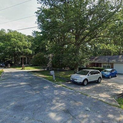 634 Parker Dr, Hinesville, GA 31313