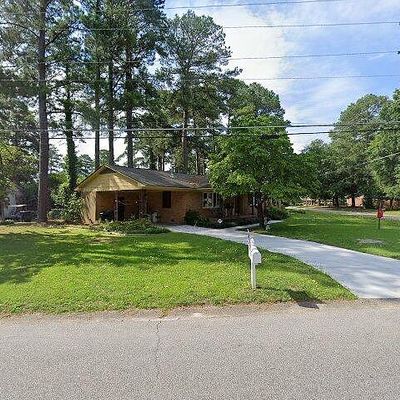 6353 Kincross Ave, Fayetteville, NC 28304