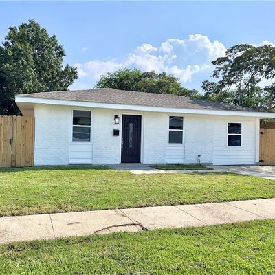 637 Spartan Ln, Kenner, LA 70065