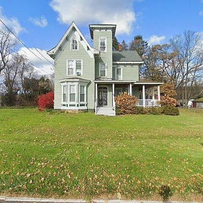 65 Vernon Ave, Hamburg, NJ 07419