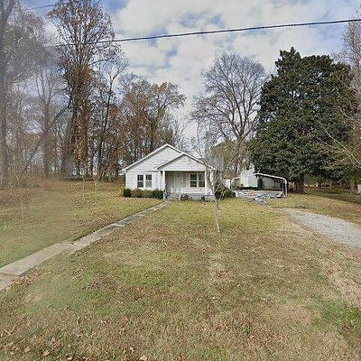 655 Jacks Creek Cv, Henderson, TN 38340