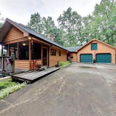 657 Gardner Ln, Pisgah Forest, NC 28768