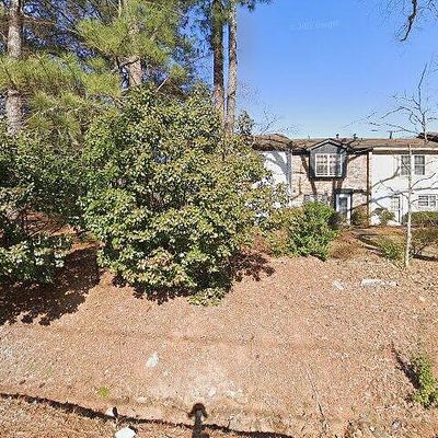 660 Garden Walk Dr, Stone Mountain, GA 30083