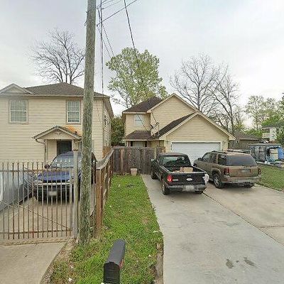 6630 Tuskegee St, Houston, TX 77091