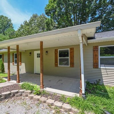 665 Hog Back Ridge Rd, Bethpage, TN 37022