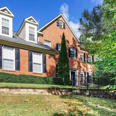 6655 Passage Creek Ln, Manassas, VA 20112