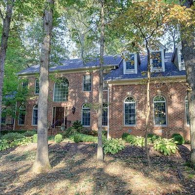 6699 Colonnades Dr, Warrenton, VA 20187