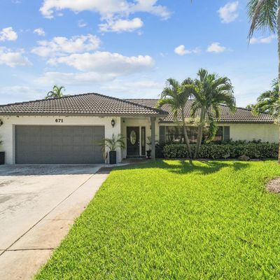 671 Nw 82 Nd Ter, Coral Springs, FL 33071