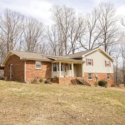 6764 Hall Rd, Greenbrier, TN 37073