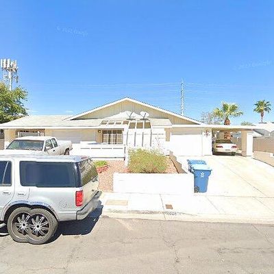 6764 Oak Valley Dr, Las Vegas, NV 89103