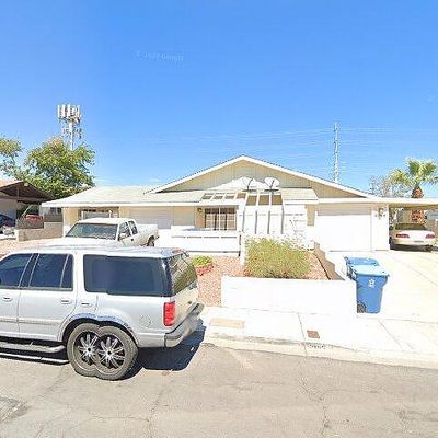 6770 Oak Valley Dr, Las Vegas, NV 89103