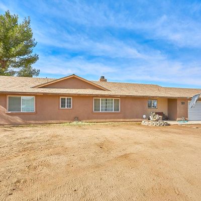 6850 Kenyon Ave, Hesperia, CA 92345