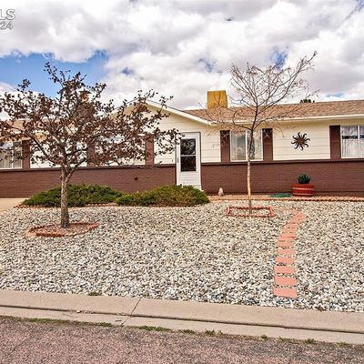 695 Ohio Pl, Canon City, CO 81212