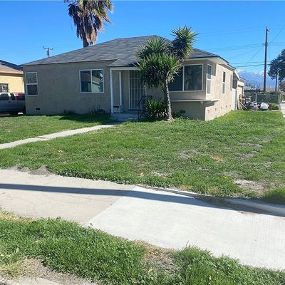 697 Bunker Hill Dr, San Bernardino, CA 92410