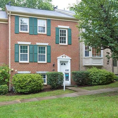 7004 Braddock Mews Pl, Springfield, VA 22151