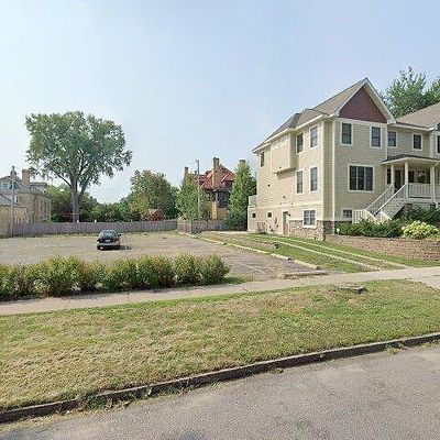 701 Summit Ave, Saint Paul, MN 55105