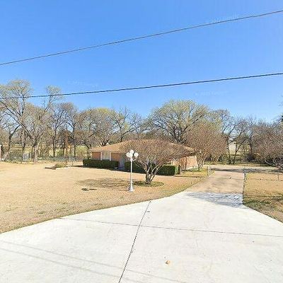 702 Crestview Ln, Seagoville, TX 75159