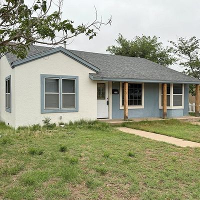 702 W 18 Th St, Big Spring, TX 79720