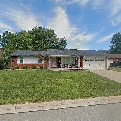 703 Hiatt Ave, Wilmington, OH 45177