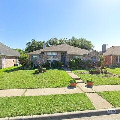 7048 Fox Dr, The Colony, TX 75056