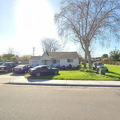 705 Orange Ave, Chowchilla, CA 93610