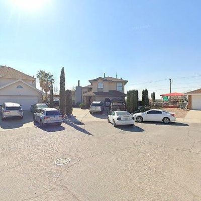 705 Springfire Dr, El Paso, TX 79912