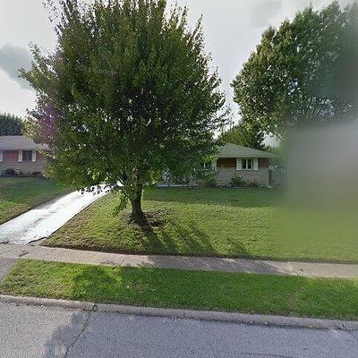 706 Memorial Dr, Beech Grove, IN 46107